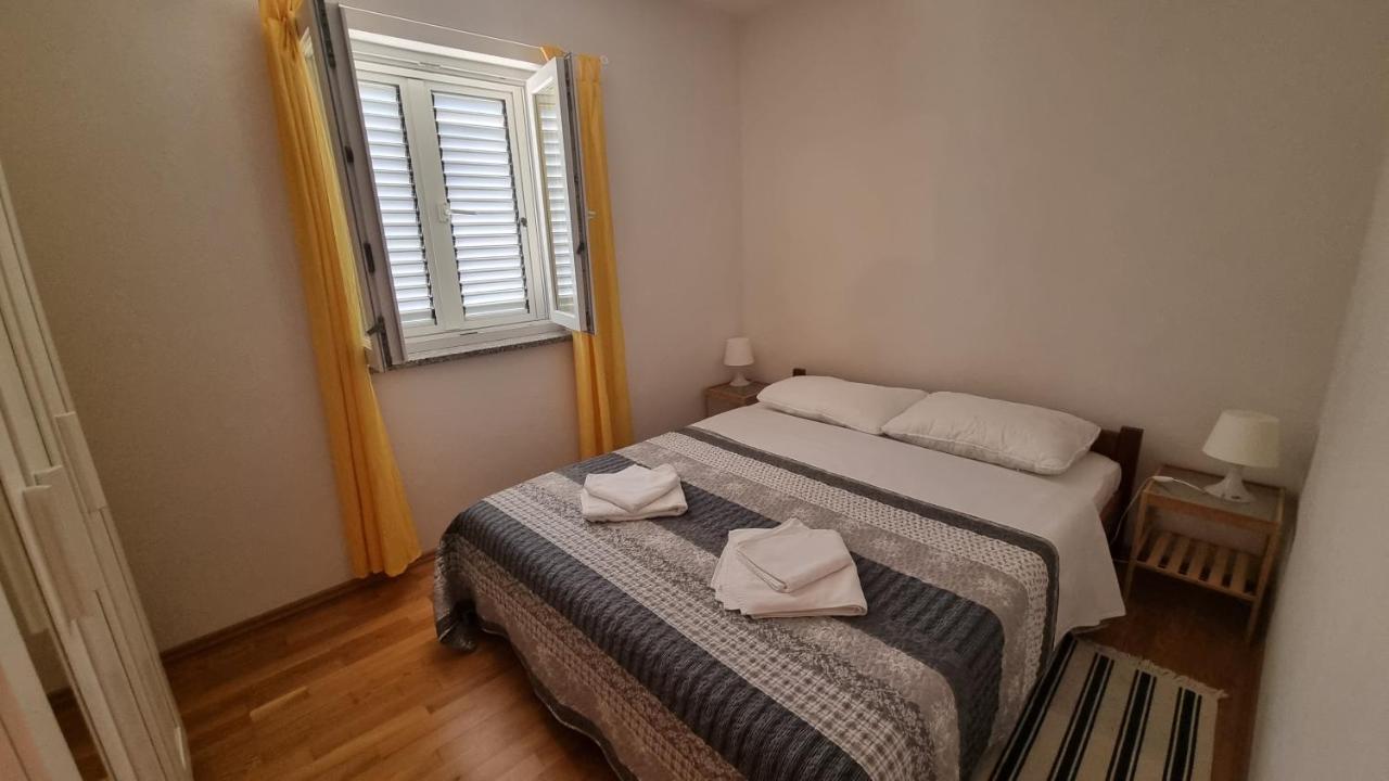 Apartments Miki พาก ภายนอก รูปภาพ
