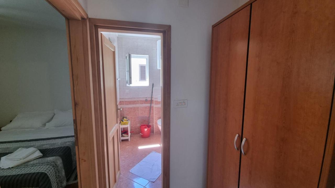 Apartments Miki พาก ภายนอก รูปภาพ
