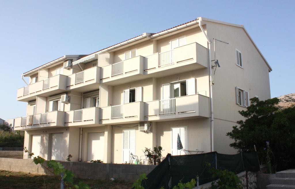 Apartments Miki พาก ภายนอก รูปภาพ