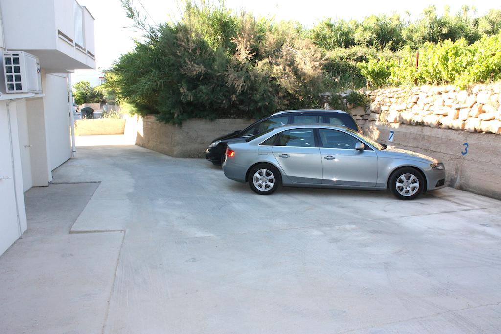 Apartments Miki พาก ภายนอก รูปภาพ