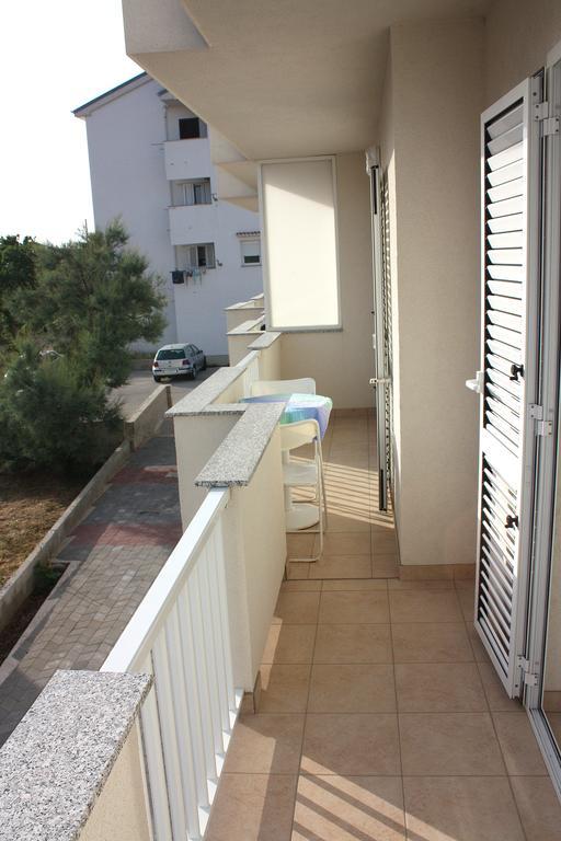 Apartments Miki พาก ภายนอก รูปภาพ