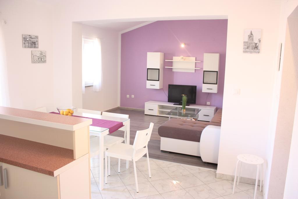 Apartments Miki พาก ภายนอก รูปภาพ